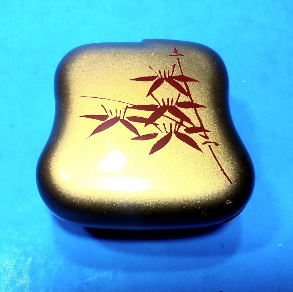 VINTAGE LACQUERWARE STYLE JAPAN RING BOX
